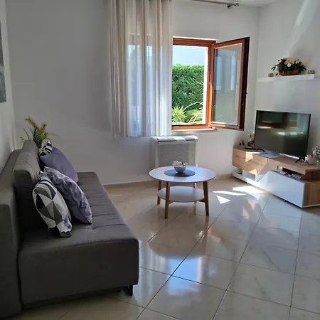 Apartman Leona